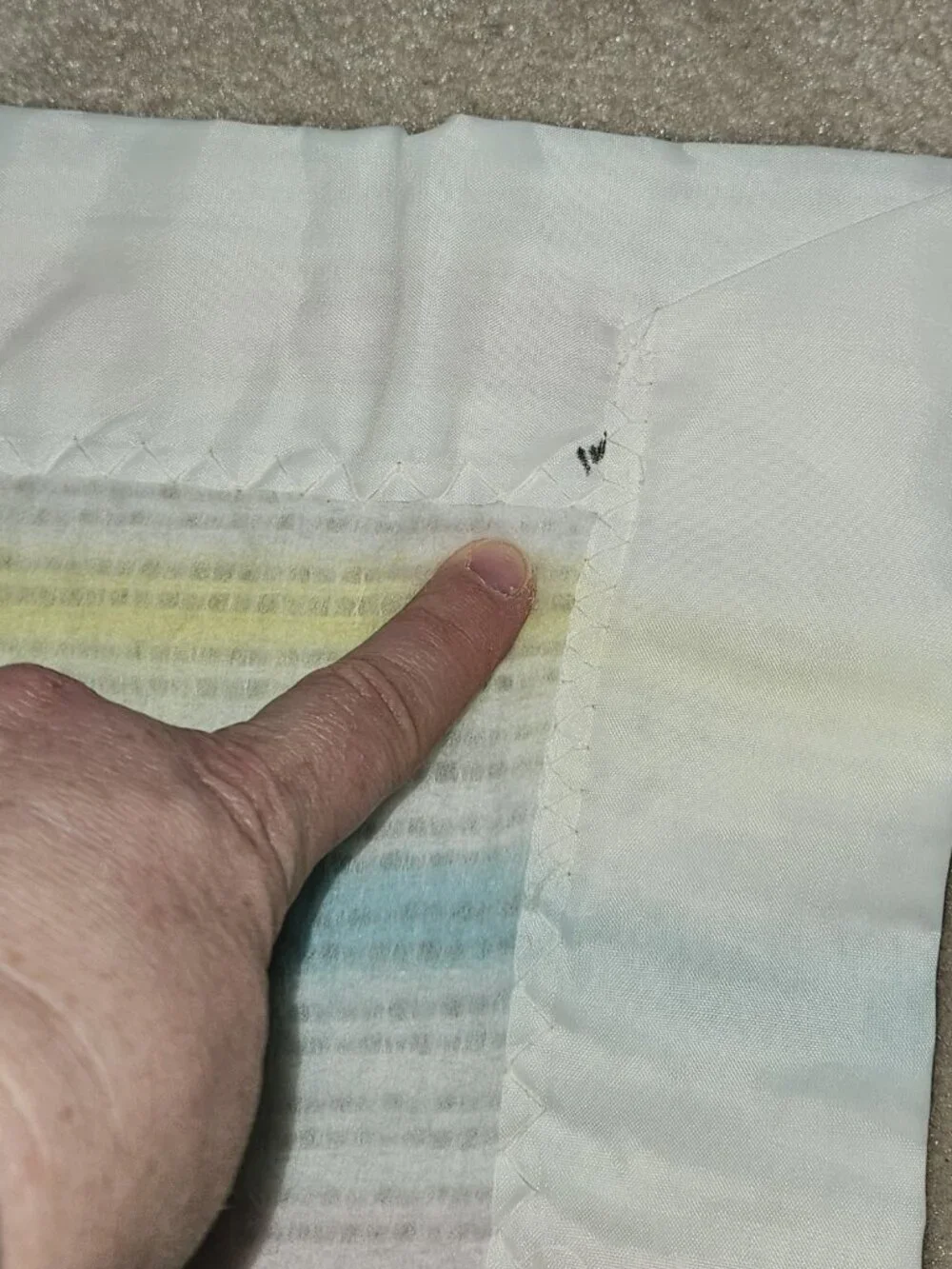 VTG WPL 1675 Stripe Knit Baby Blanket Acrylic Pastel Pink Blue Yellow Satin Trim